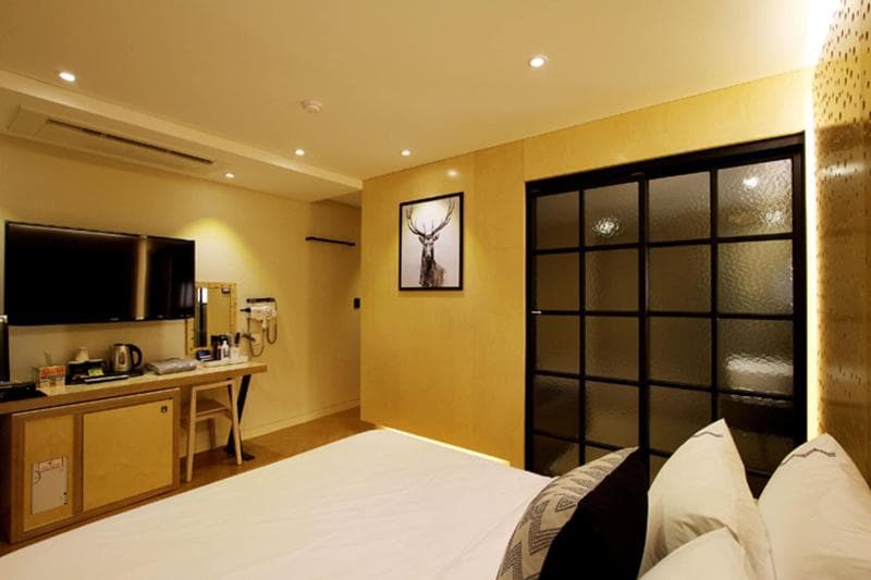 Mari Hotel photo 1