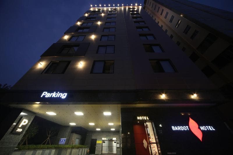 Nampo Bardot Hotel (Adults Only) 4