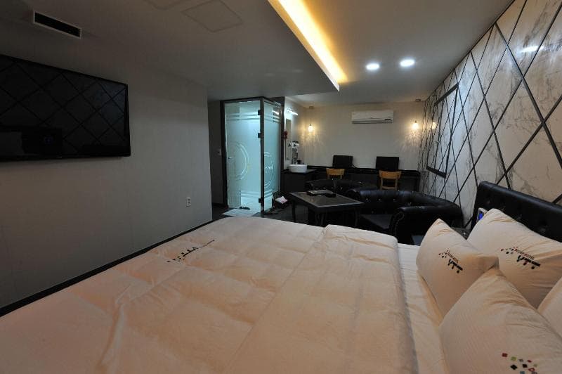 Ytt Hotel 4