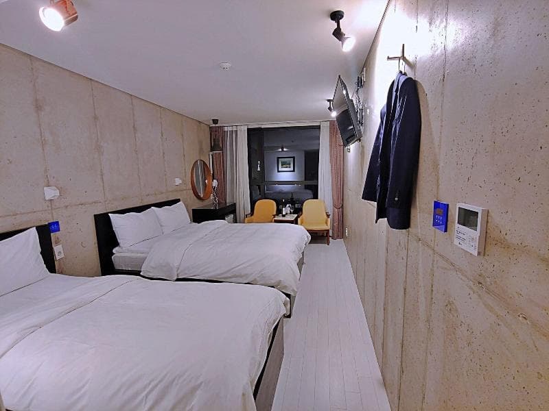 Hotel Stay Interview Jeju 3