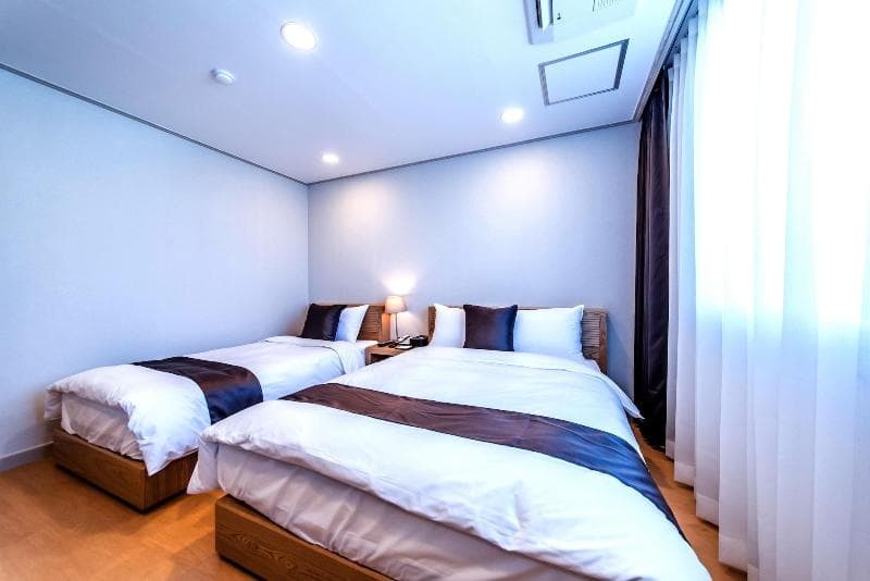 Zamong Hotel main