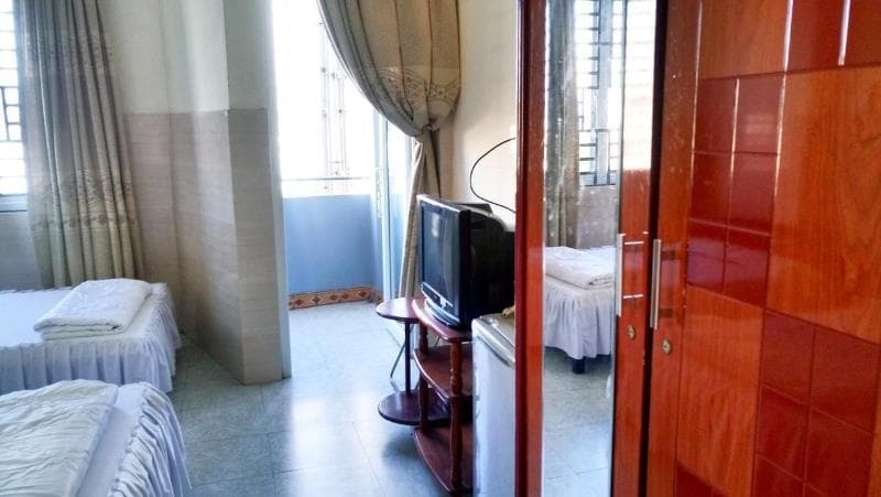 Hung Binh Hotel main