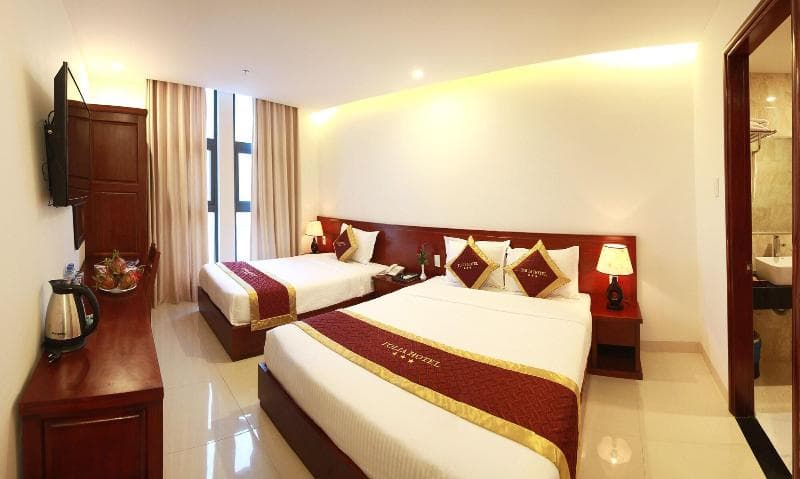 May Beach Hotel 4