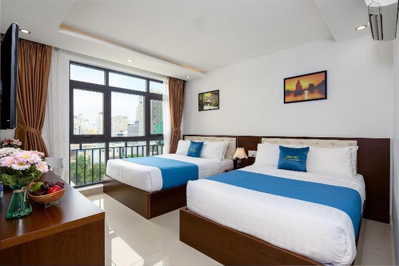 North East Hotel 4