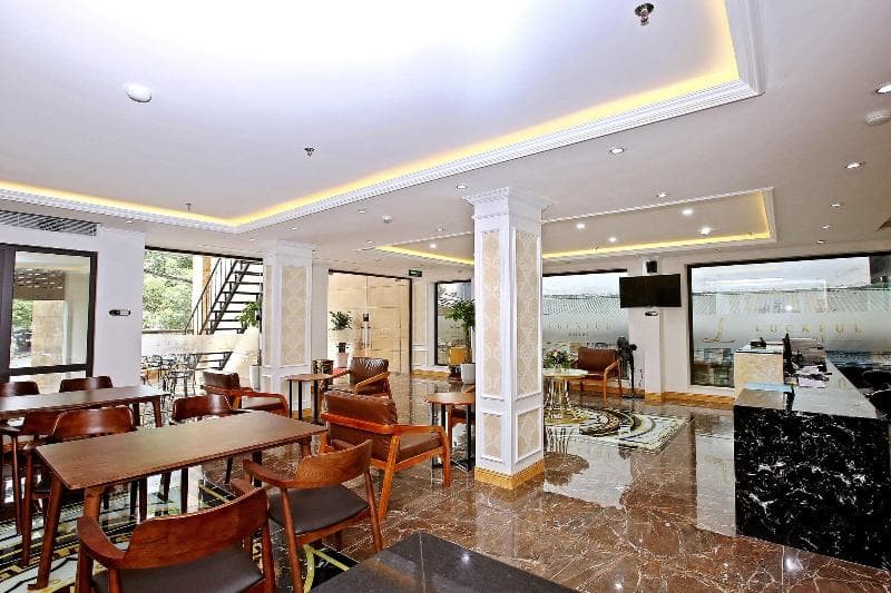 Luckful Hotel main
