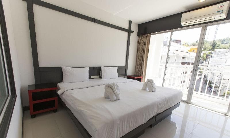 Hotel Baya Patong photo 1