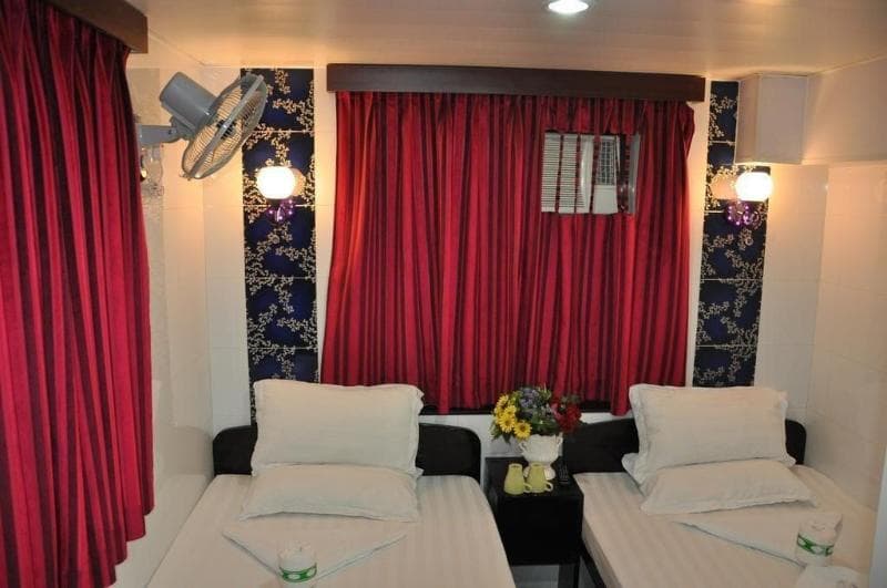 Premium Lounge 5