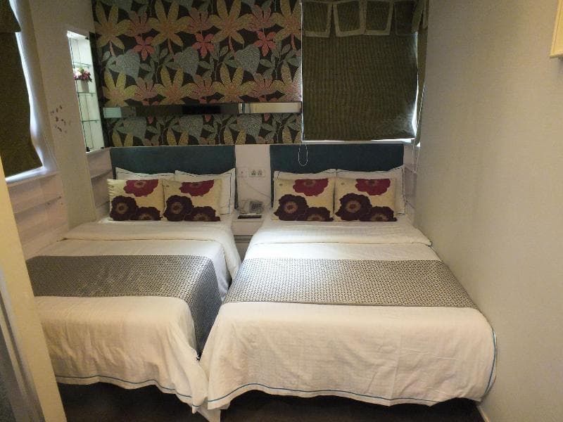 Seasons Hotel Tsim Sha Tsui main