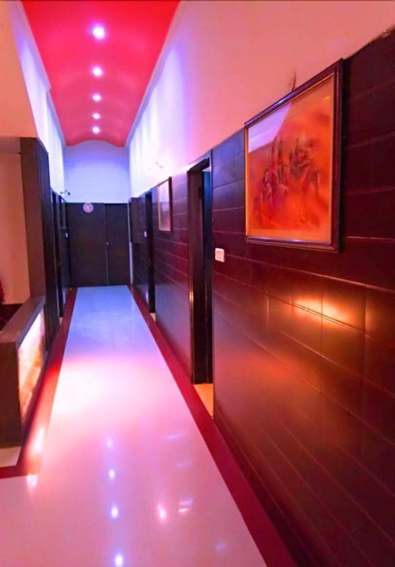 Hotel Krishna Residency 5