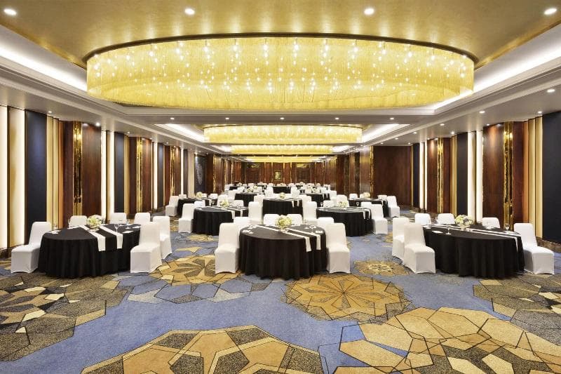 Sheraton Grand Pune Bund Garden Hotel photo 1