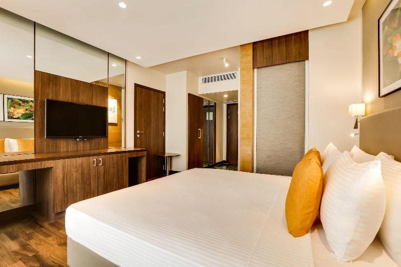 Lemon Tree Hotel Viman Nagar 4