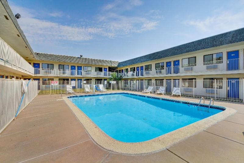 Motel 6 Wichita Airport 4