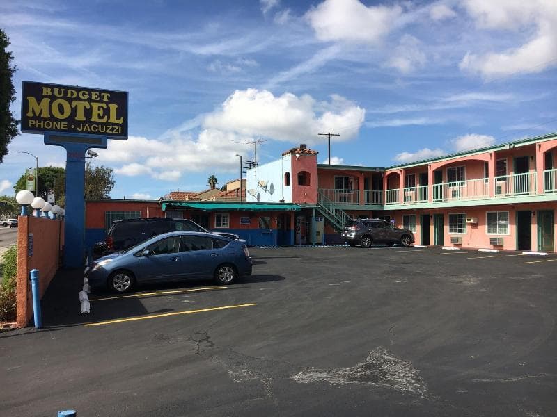 Budget Motel 4