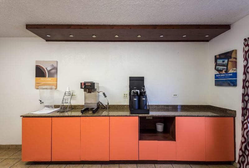 Motel 6 Glendale 4