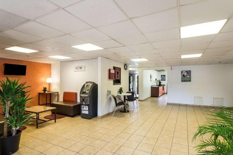 Motel 6 Glendale photo 1