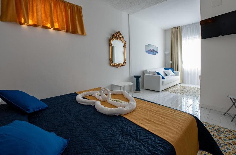 Sunset Rooms 5