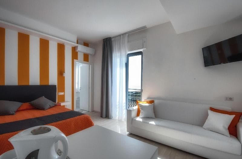 Sunset Rooms main
