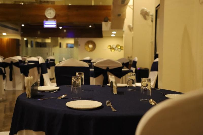 Sai Neem Tree Hotel 3