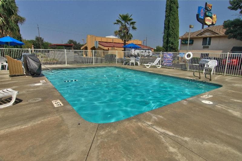 Motel 6 photo 1