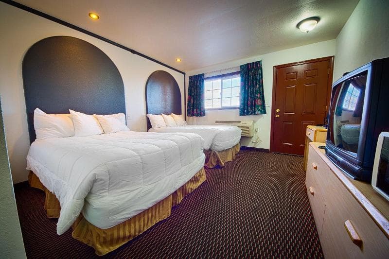 Budget Inn Motel photo 1