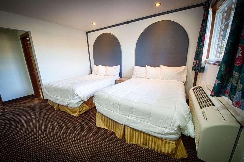 Budget Inn Motel 4