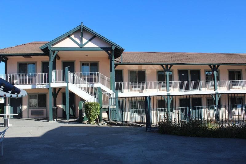 Best Whittier Inn 5