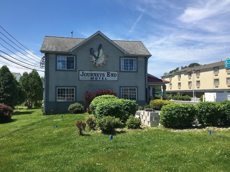Journeys End Motel 3