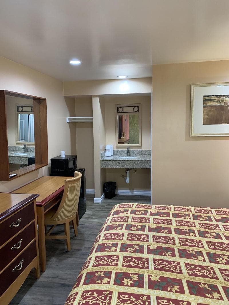 Budget Inn San Gabriel 5