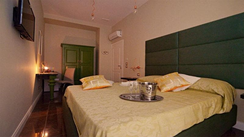 B&B Chiaia Roof 3