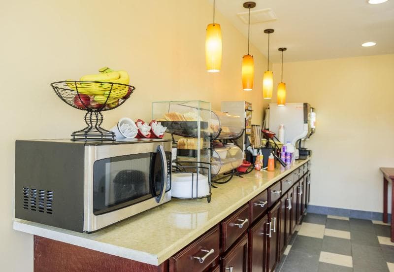 Aarya Hotel By Niagara Fashion Outlets photo 1