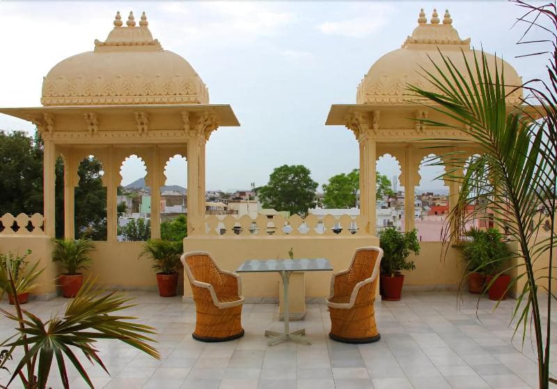 Hotel Boheda Palace photo 1