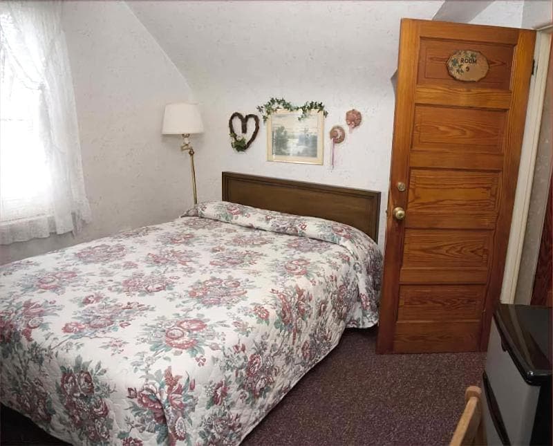 Simmons Motel 3