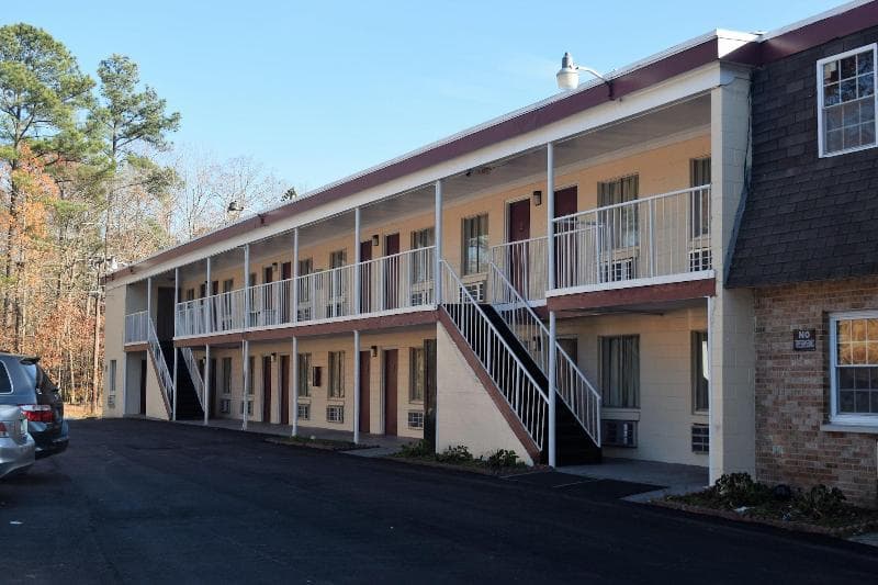 Fort Eustis Inn 2