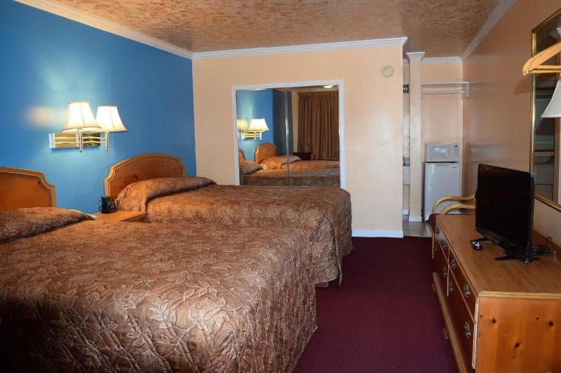 Fort Eustis Inn 3