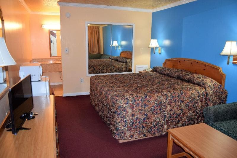 Fort Eustis Inn 5