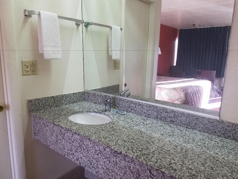 Masters Inn - Columbia I-26 3