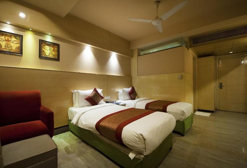 Hotel Krishna Plaza 5
