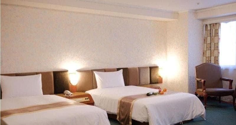 Long Lu Hotel main