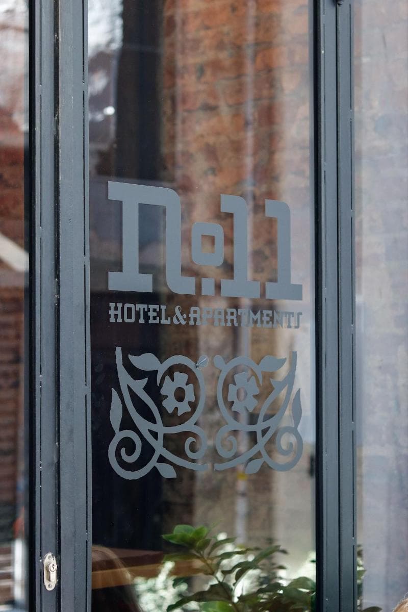 No11 Hotel & Apartments 5