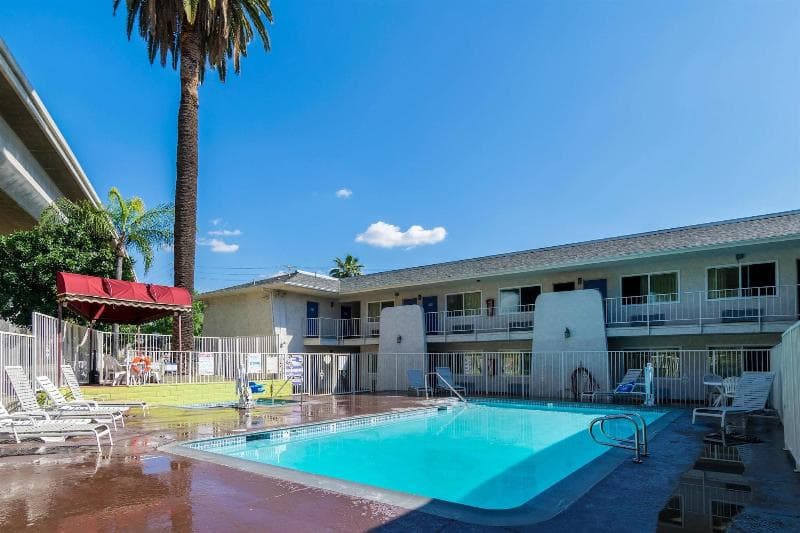 Motel 6 Redlands photo 1