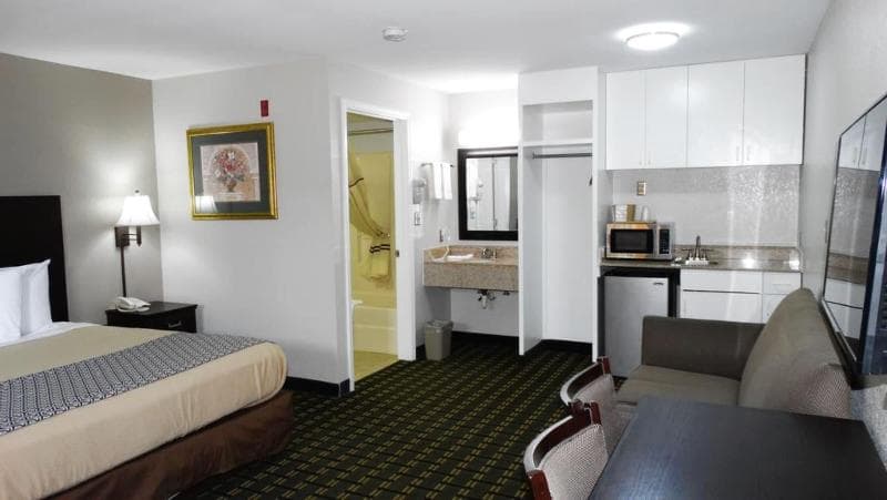 Savannah Inn 5