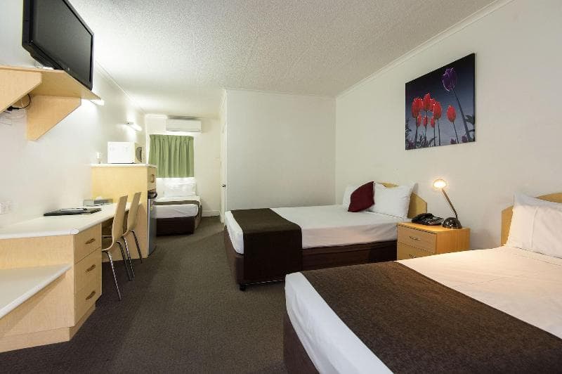 Coral Sands Motel 4