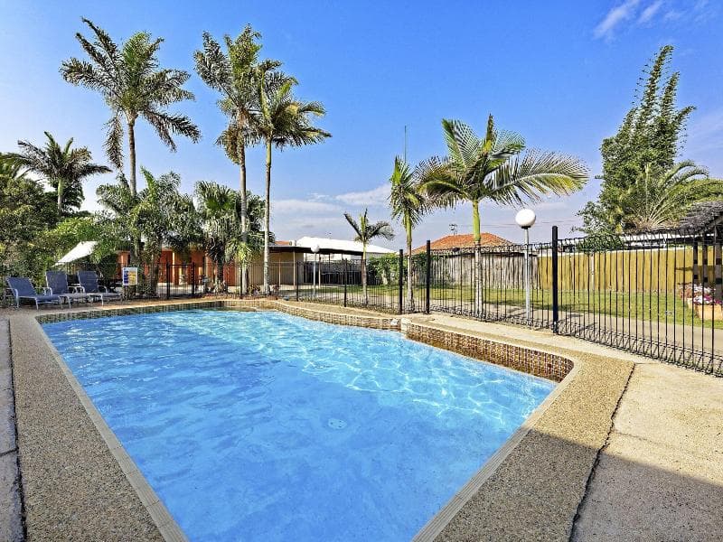 Riviera Motel Bundaberg main