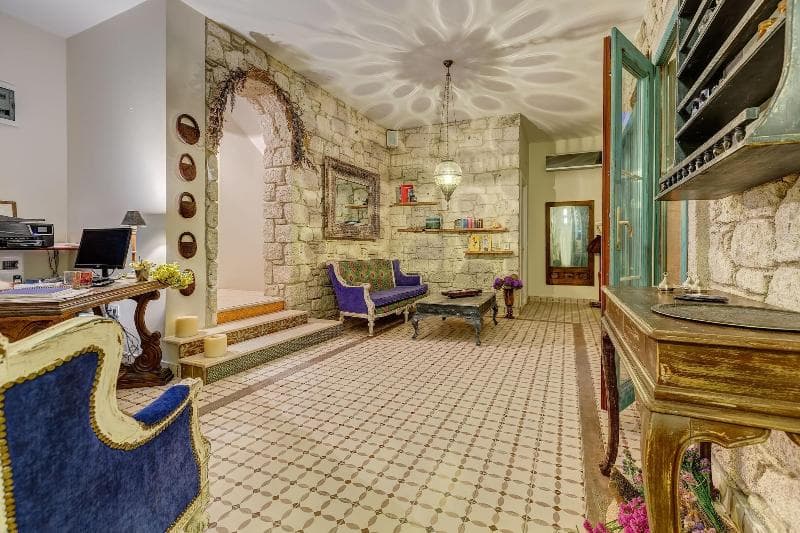 Vespera Hotel 3