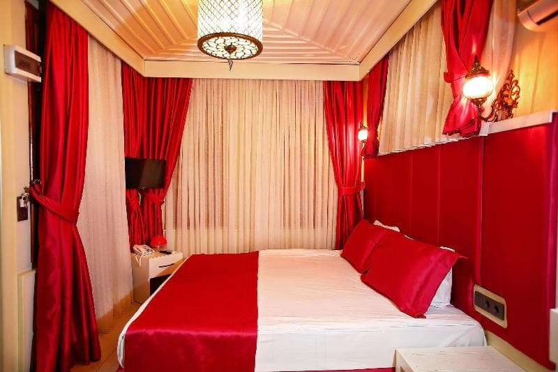 Mia Boutique Hotel 4