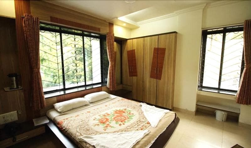 Hotel Pranav Executive 3