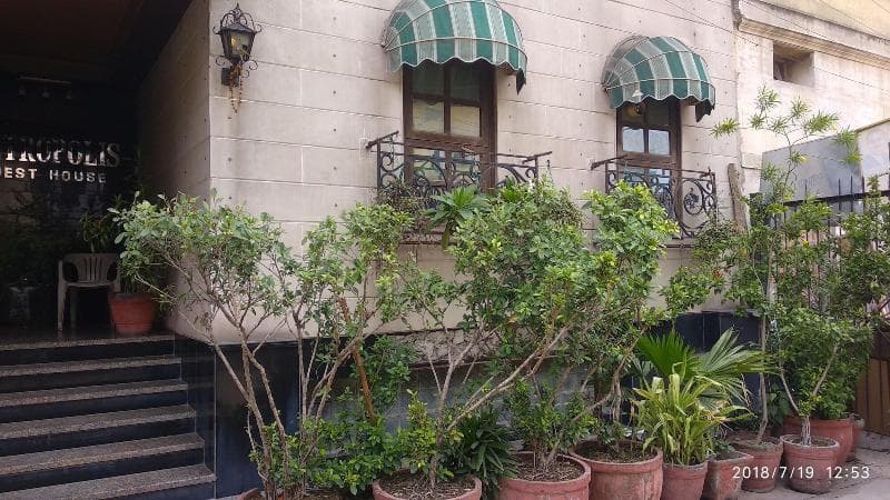 Metropolis Guest House 5