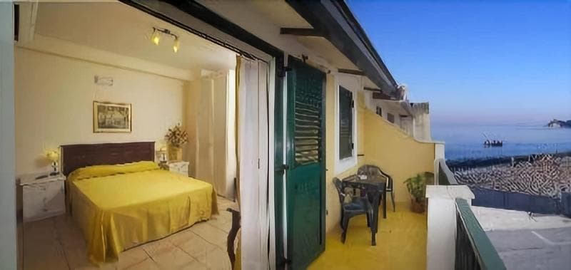 Casa Famiani Bed & Breakfast 3