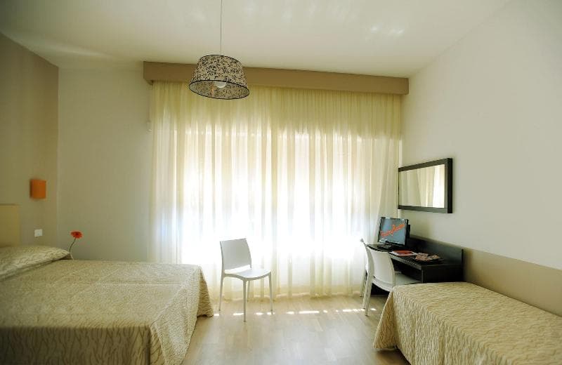 Honey Rooms photo 1