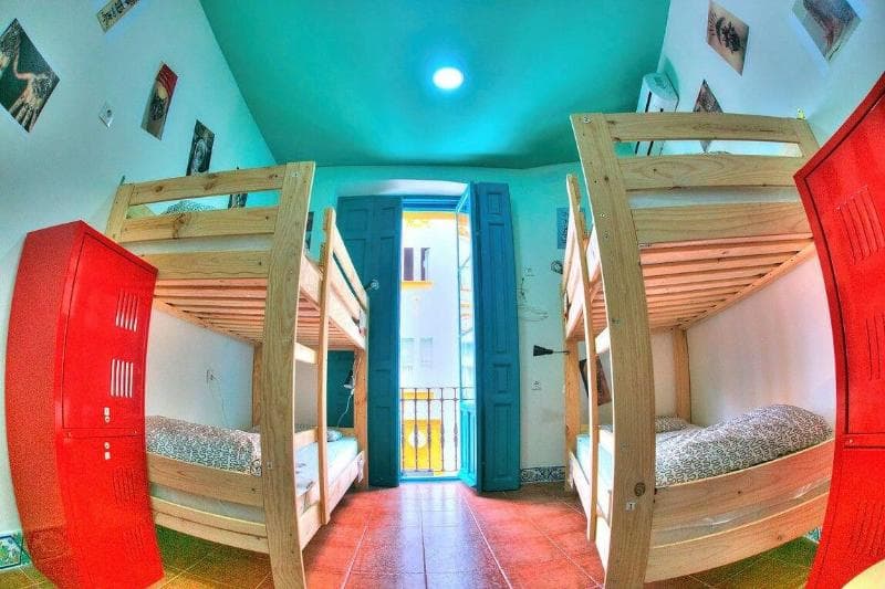 Sevilla Kitsch Hostel Art (Adults Only) 3